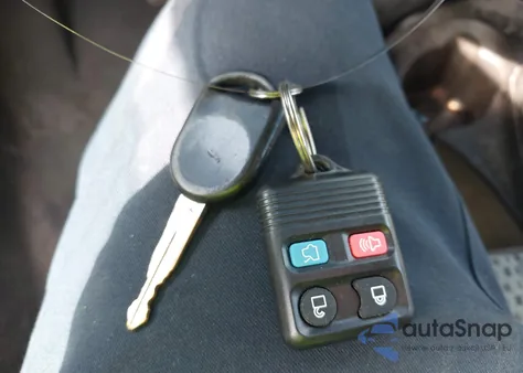 2007 Ford Focus S/Se/Ses из США, поврежденный, VIN 1FAHP34N17W186926